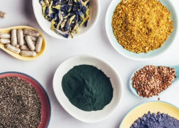 suplementos naturais em pó